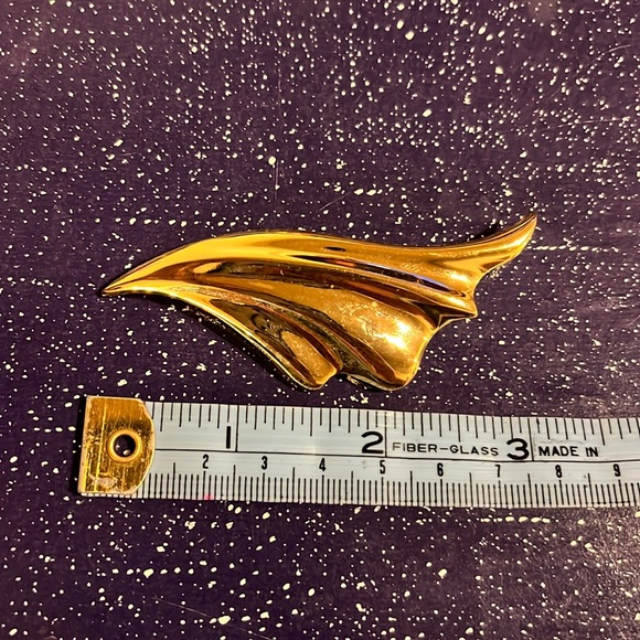 Vintage Stamped Mient Gold Toned Brooch Lapel Pin - Picture 4 of 4